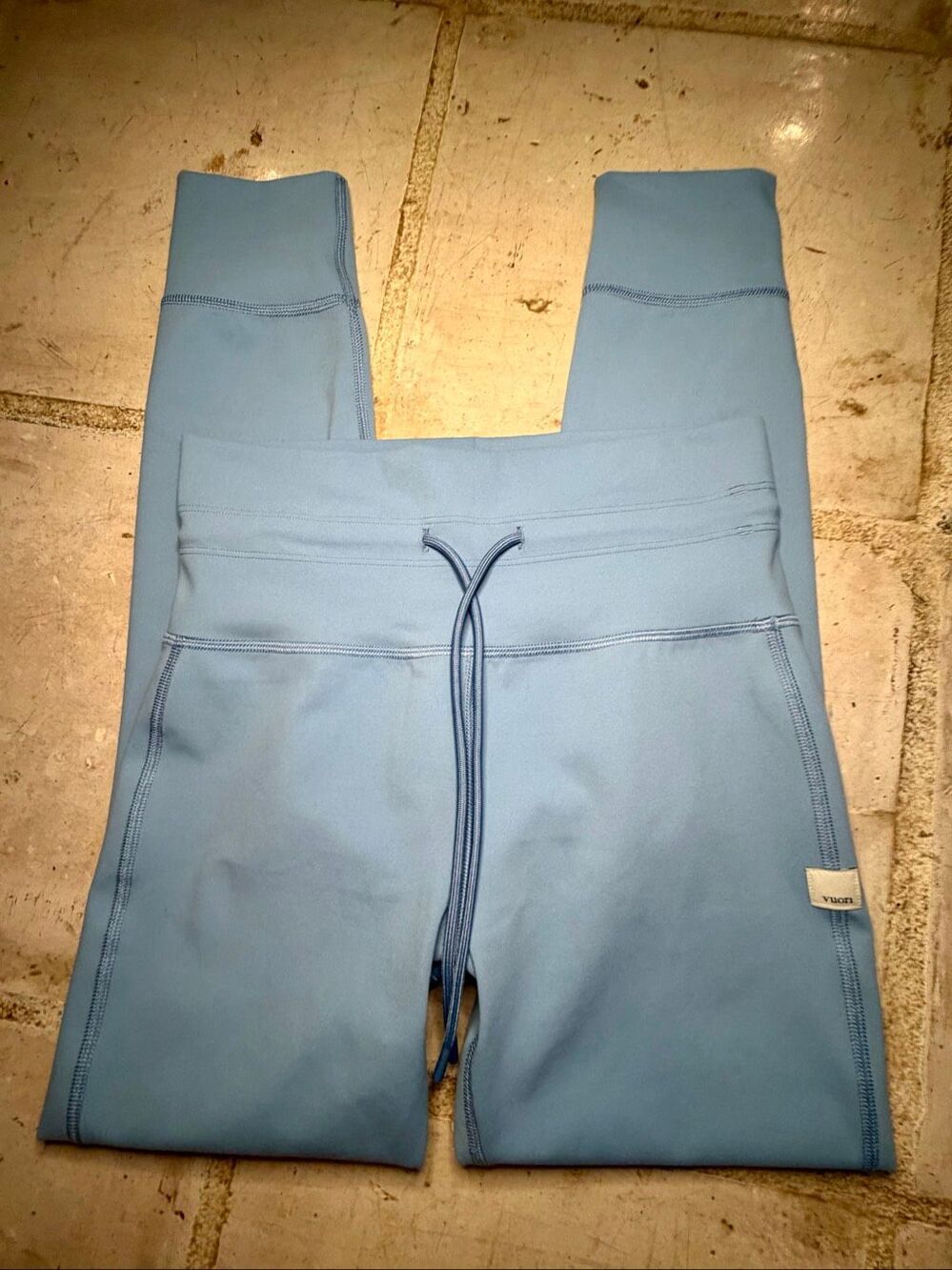 NWOT Vuori Daily Essentials legging